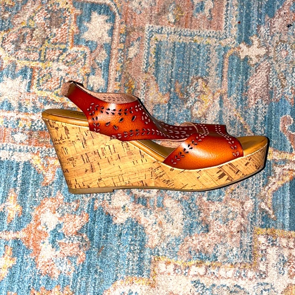 Maurices Wedge Sandals - Picture 3 of 3